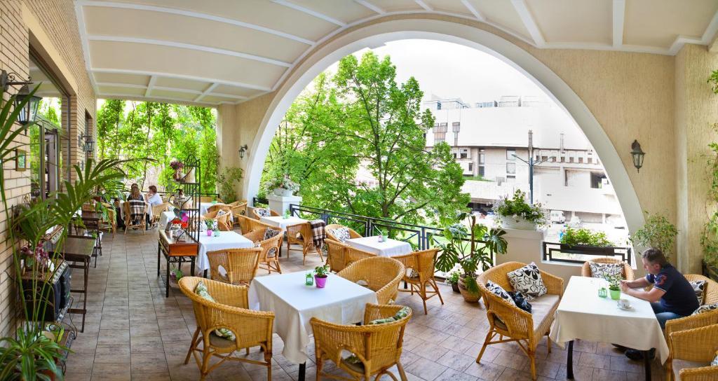 חארקיב Gostiny Dvor Hotel מראה חיצוני תמונה