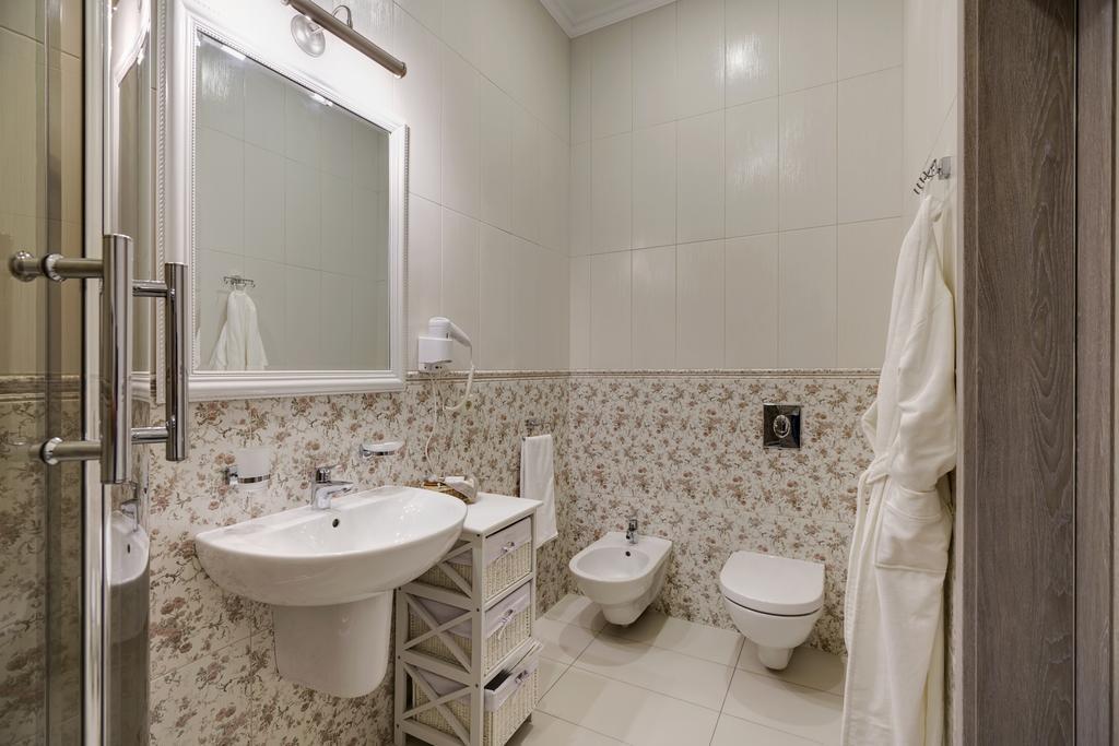 חארקיב Gostiny Dvor Hotel מראה חיצוני תמונה