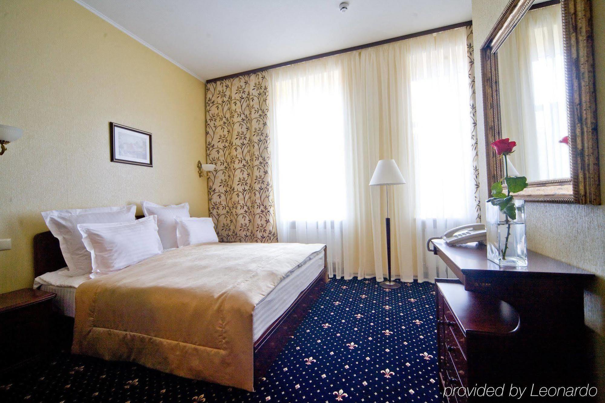 חארקיב Gostiny Dvor Hotel מראה חיצוני תמונה